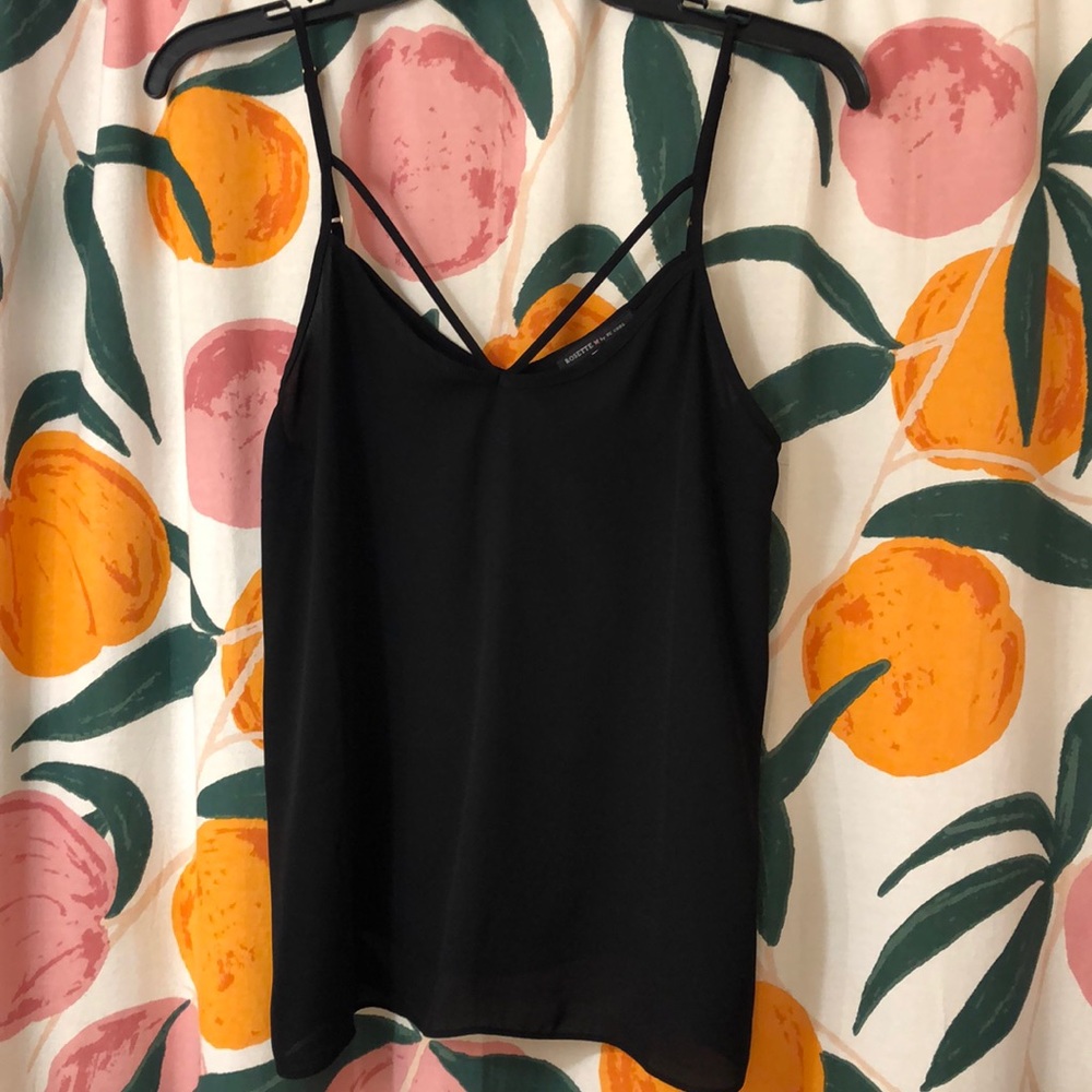 Women’s sleeveless blouse